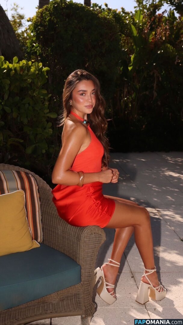 Presley Elise / https: / itspresleyelise Nahý OnlyFans  Uniklá fotka #13