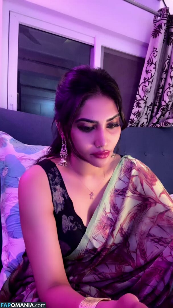 Priya Naidu / priya_naidu0422 Nahý OnlyFans  Uniklá fotka #1