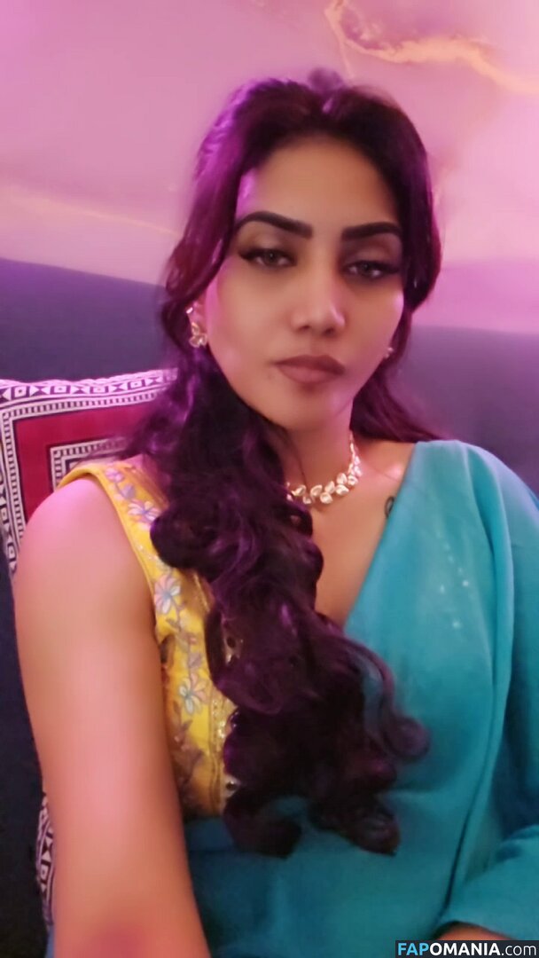 Priya Naidu / priya_naidu0422 Nahý OnlyFans  Uniklá fotka #8
