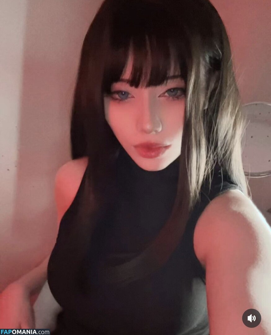 caseys_gxrlfriend / cosplaynsfw / prymsgarden Nahý OnlyFans  Uniklá fotka #3