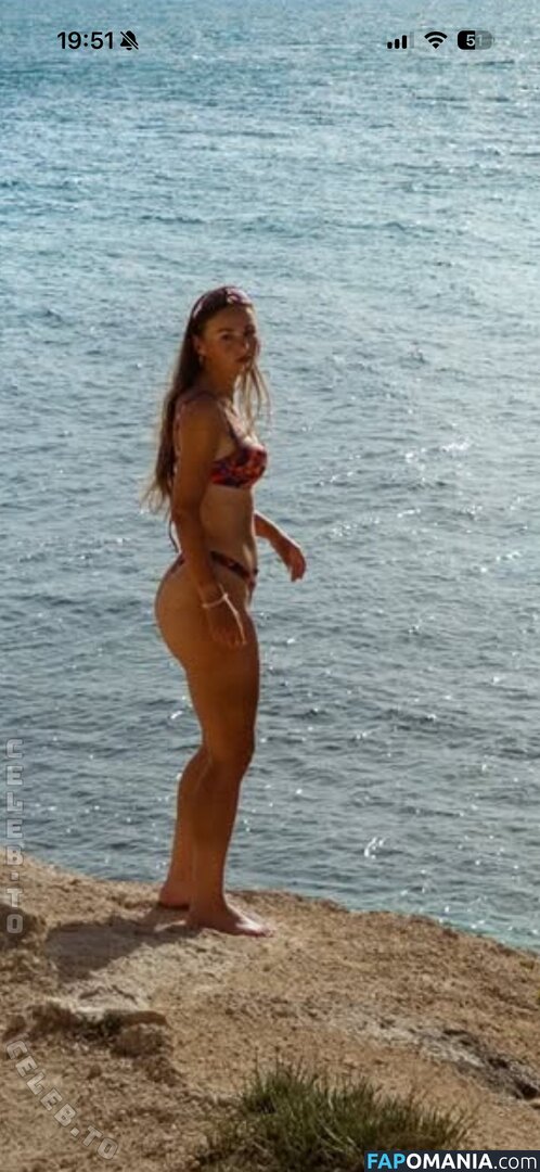 Puck Moonen / https: / moonenpuck / puckmoonen Nahý OnlyFans  Uniklá fotka #4