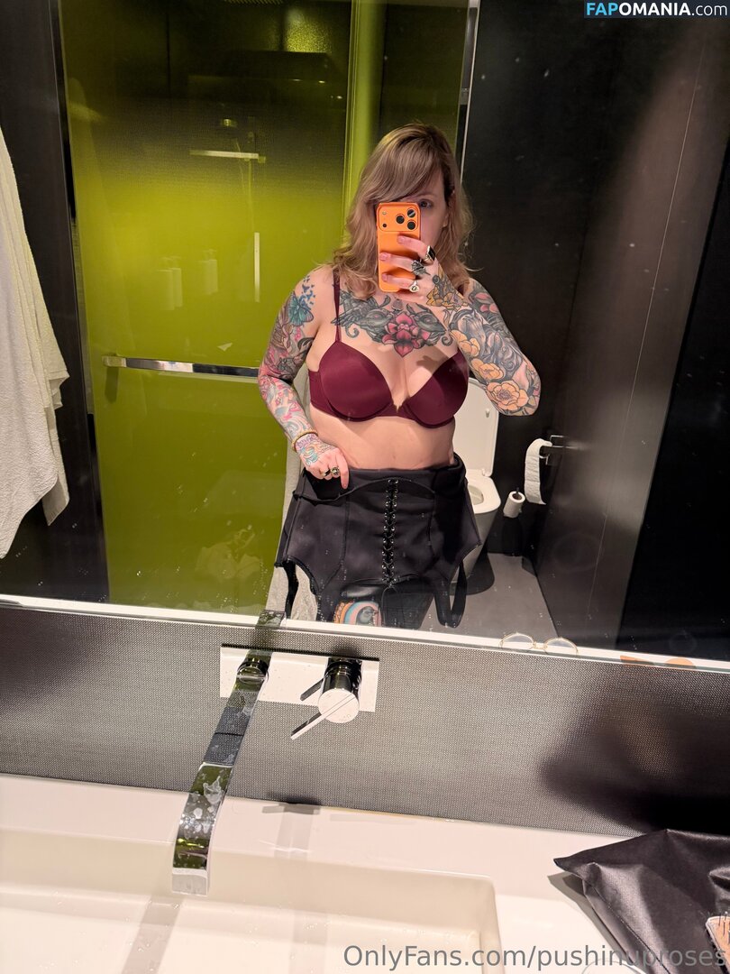 PushingUpRoses / https: / pushinuproses Nahý OnlyFans  Uniklá fotka #363