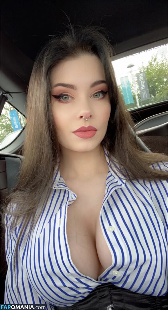 Queen Squid Nahý OnlyFans  Uniklá fotka #1