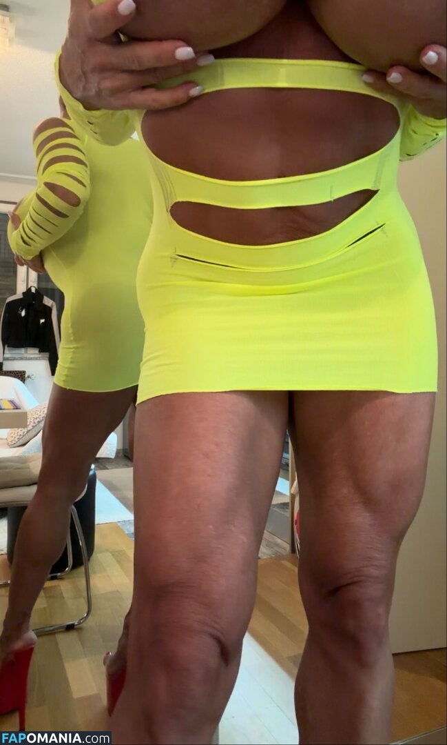 QueenMuscleBoobs Nahý OnlyFans  Uniklá fotka #8
