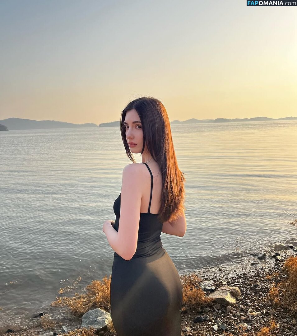 Rachel Kwon / https: / rachelheheh / rachelkgagami Nahý OnlyFans  Uniklá fotka #4