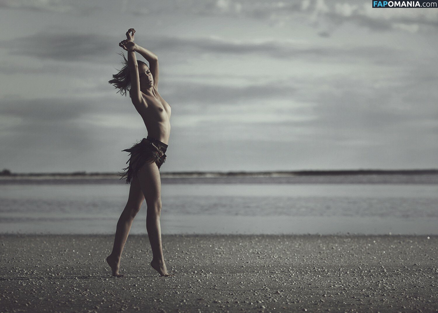 Rebecca Bagnol / _rebeccabagnol / bagnolrebecca / rebeccacambria_free Nahý OnlyFans  Uniklá fotka #1161