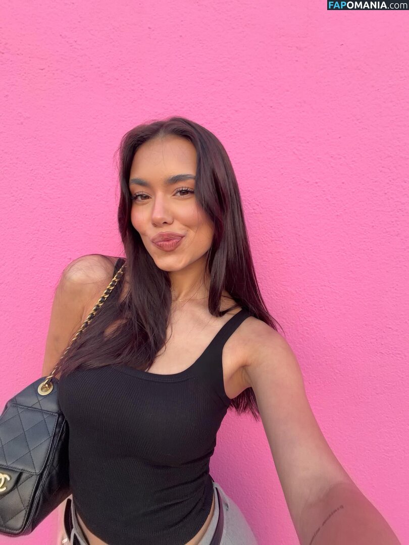 Rebecca Parziale / rebecca.parziale Nahý OnlyFans  Uniklá fotka #12