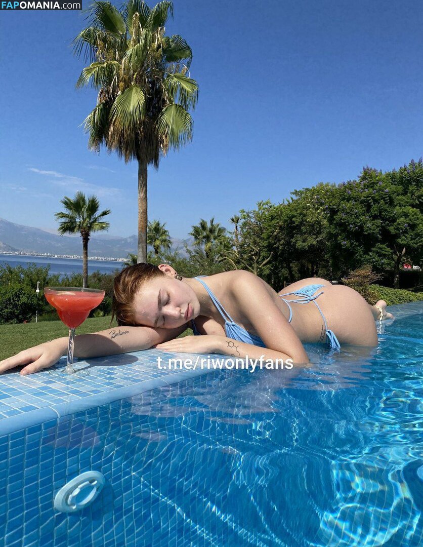Renata Valliulina / renata_ri / riwww.__ Nahý OnlyFans  Uniklá fotka #80