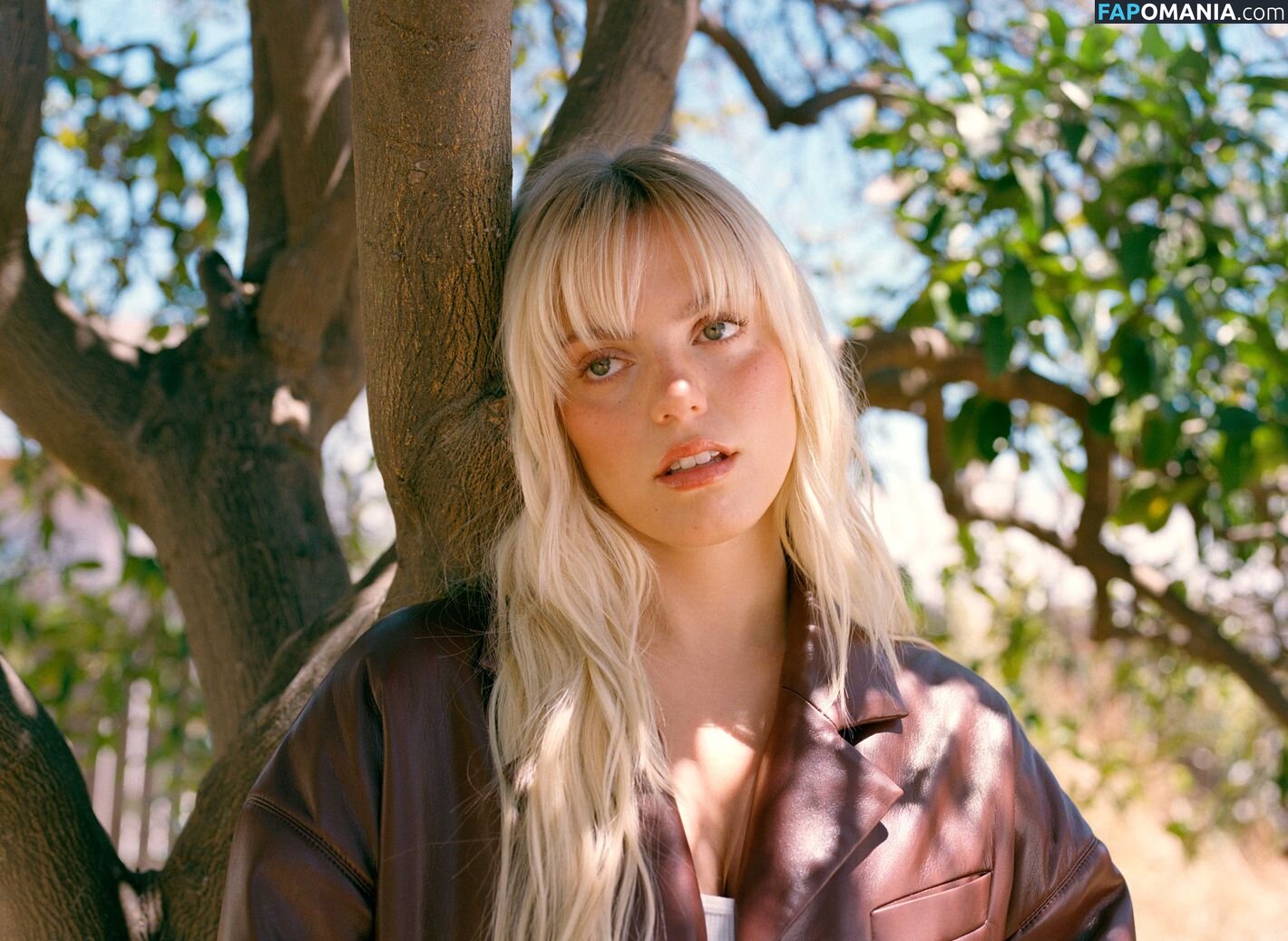 Renee Rapp / reneerapp Nahý OnlyFans  Uniklá fotka #130