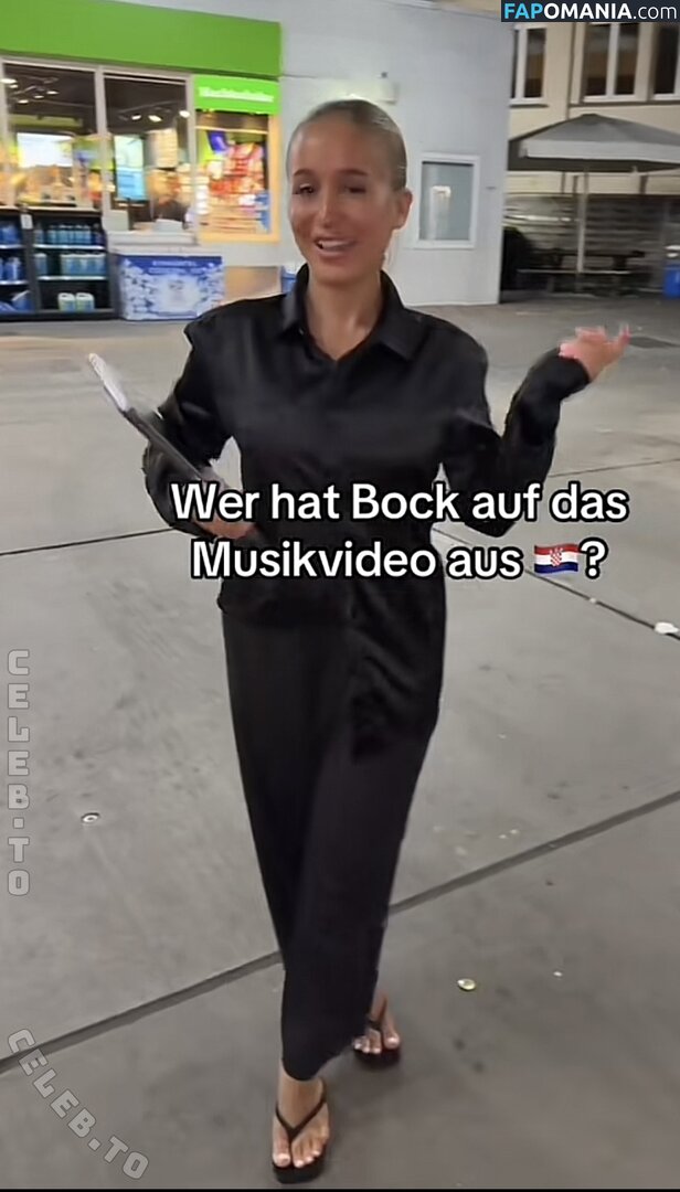 Rina / rina.official / rinaoffiziell Nahý OnlyFans  Uniklá fotka #3