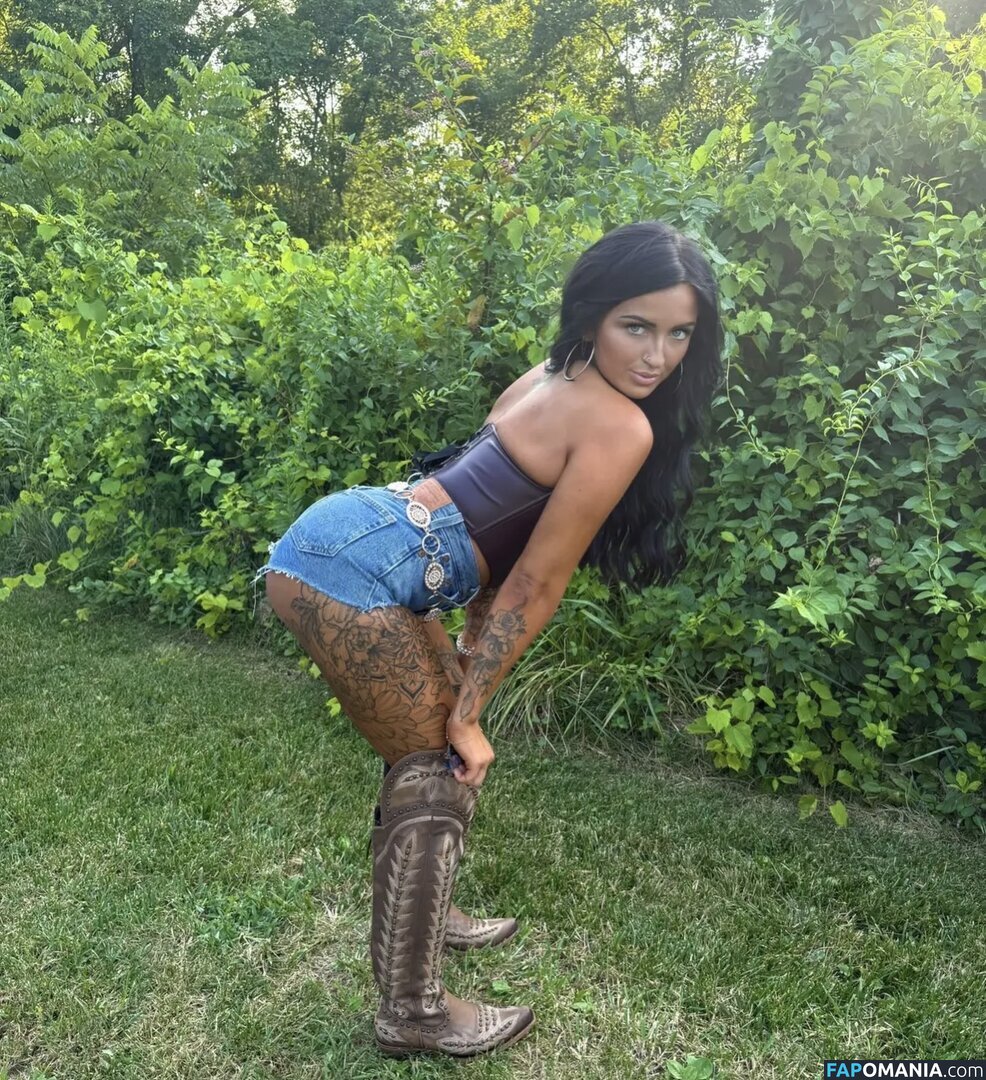 Petitetattedplati / Ronika Eskins / ronika_eskins Nahý OnlyFans  Uniklá fotka #13