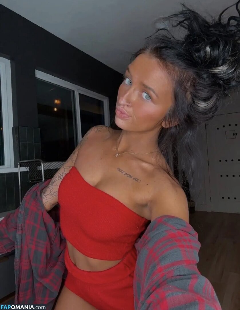 Petitetattedplati / Ronika Eskins / ronika_eskins Nahý OnlyFans  Uniklá fotka #52