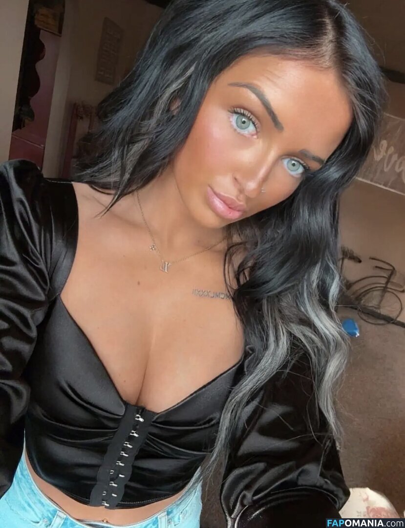 Petitetattedplati / Ronika Eskins / ronika_eskins Nahý OnlyFans  Uniklá fotka #57
