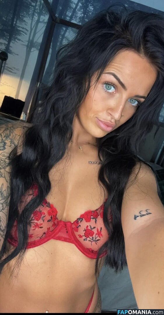 Petitetattedplati / Ronika Eskins / ronika_eskins Nahý OnlyFans  Uniklá fotka #66