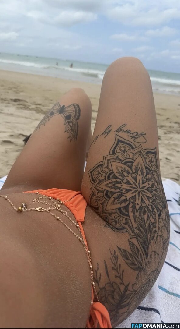 Petitetattedplati / Ronika Eskins / ronika_eskins Nahý OnlyFans  Uniklá fotka #114