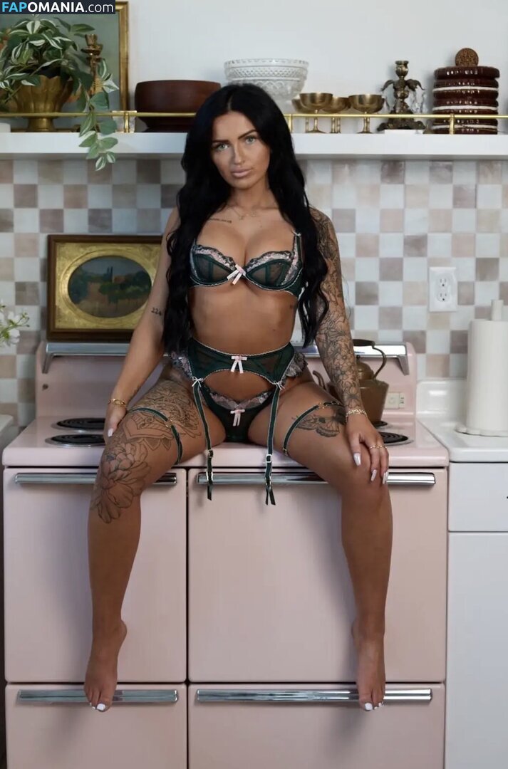 Petitetattedplati / Ronika Eskins / ronika_eskins Nahý OnlyFans  Uniklá fotka #117
