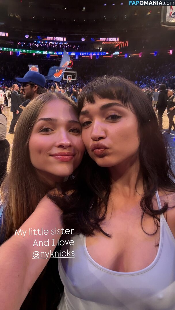 Rowan Blanchard / Simp Chat / https: / rowanblanchard Nahý OnlyFans  Uniklá fotka #564