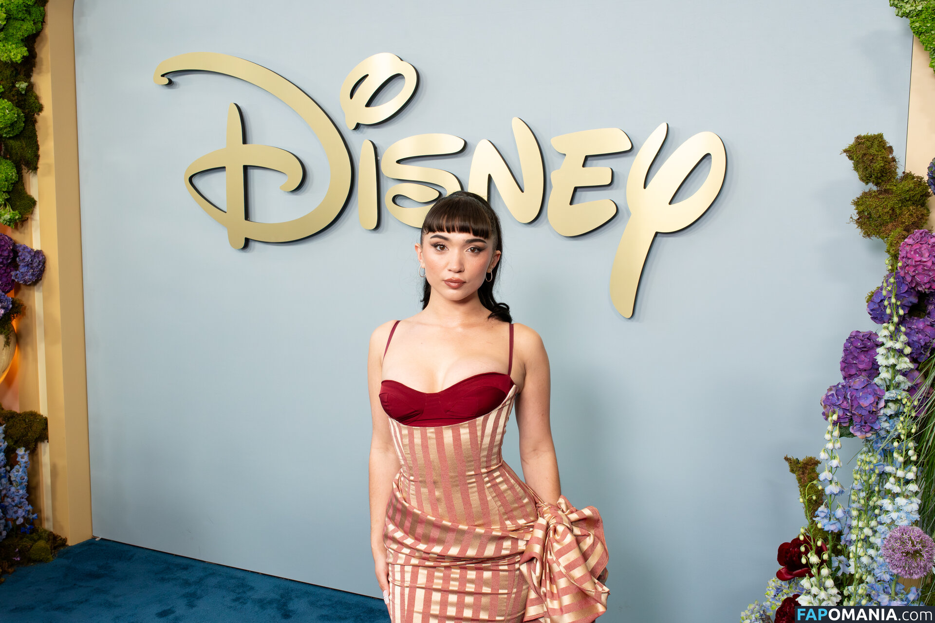 Rowan Blanchard / Simp Chat / https: / rowanblanchard Nahý OnlyFans  Uniklá fotka #567