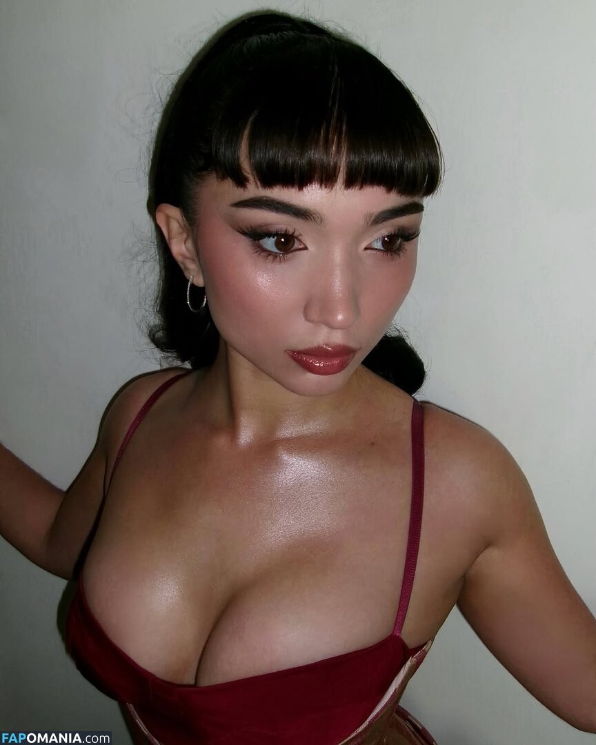 Rowan Blanchard / Simp Chat / https: / rowanblanchard Nahý OnlyFans  Uniklá fotka #584