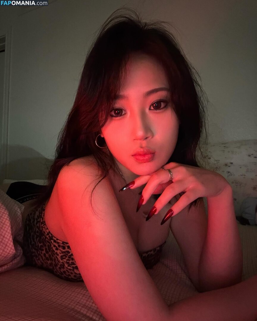 Rubyzhu / rubyzhu1204 Nahý OnlyFans  Uniklá fotka #4