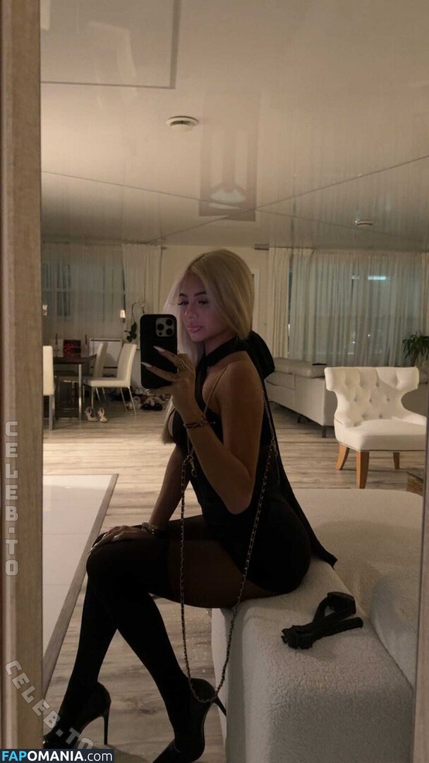 https: / russianrina / russianrinaa / russianrinaaa Nahý OnlyFans  Uniklá fotka #1