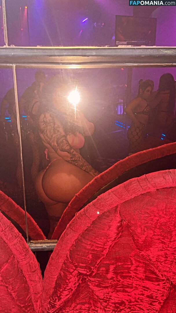 Ruthlesshg  / https: / mscarlettredd / ruthlesshg Nahý OnlyFans  Uniklá fotka #2
