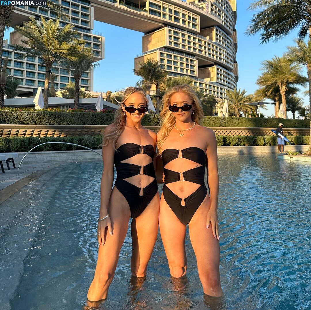 Rybka Twins / TheRybkaTwins / gosudarynia_rybka / rybkatwinsofficial / twins_rybka Nahý OnlyFans  Uniklá fotka #8