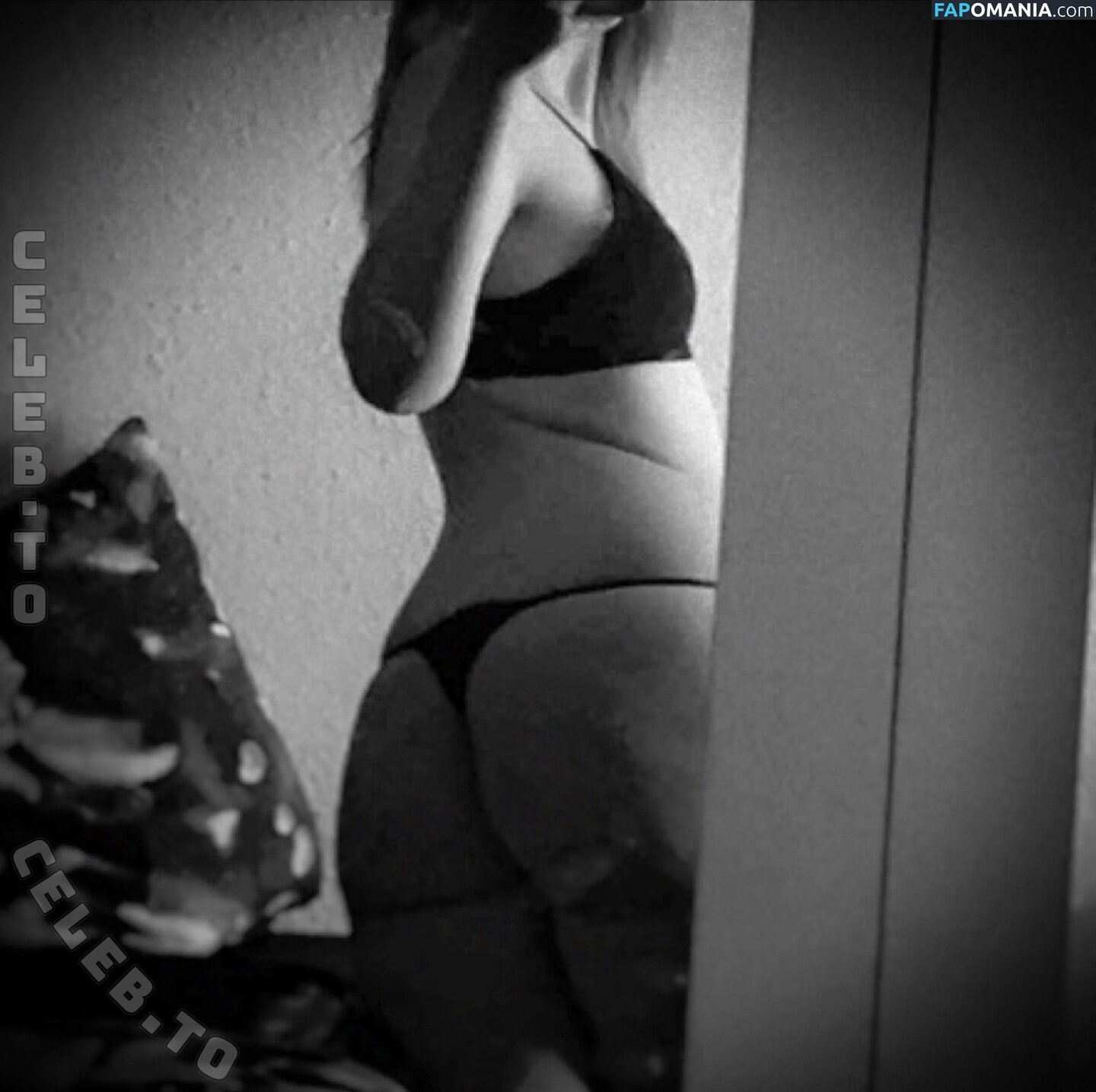 Ryumeike / melyraeike / melyraeikemodel Nahý OnlyFans  Uniklá fotka #6