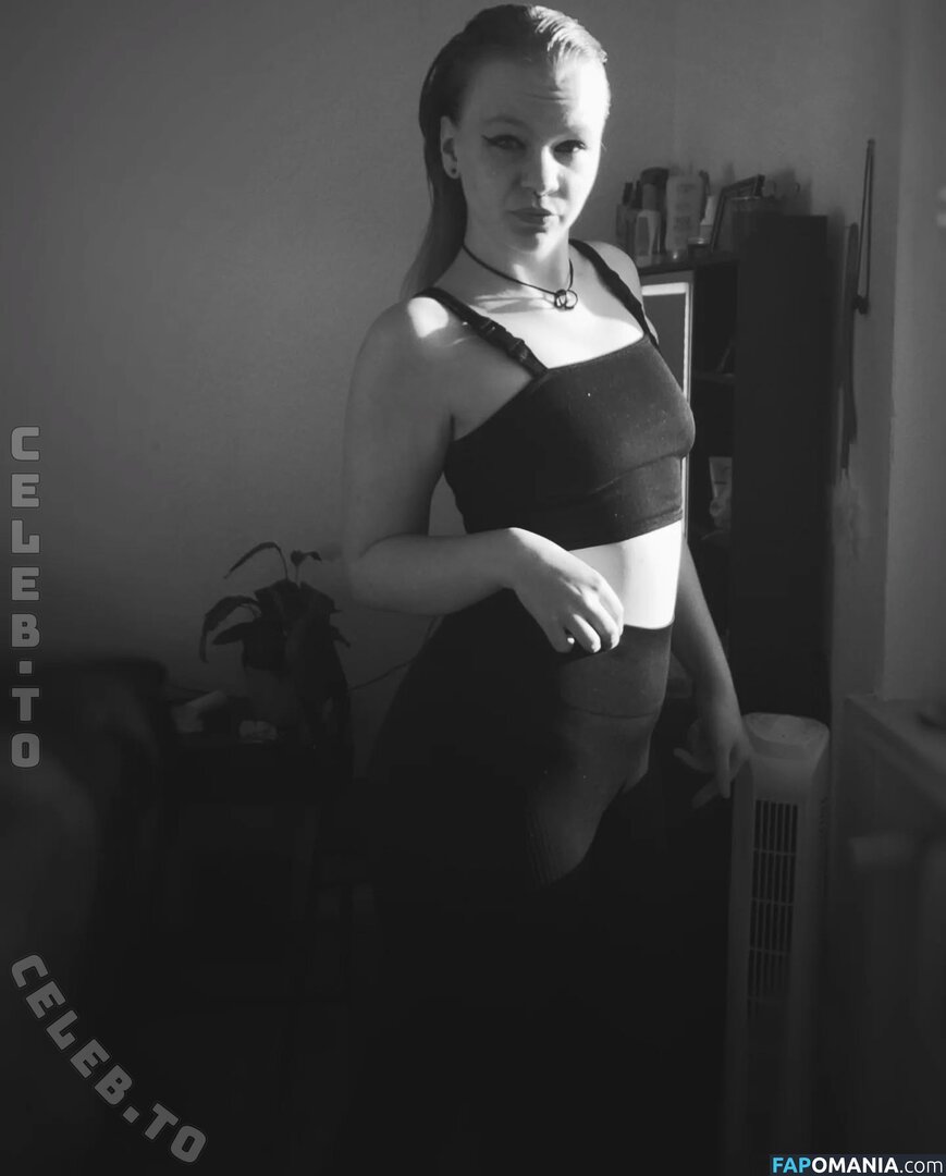 Ryumeike / melyraeike / melyraeikemodel Nahý OnlyFans  Uniklá fotka #20