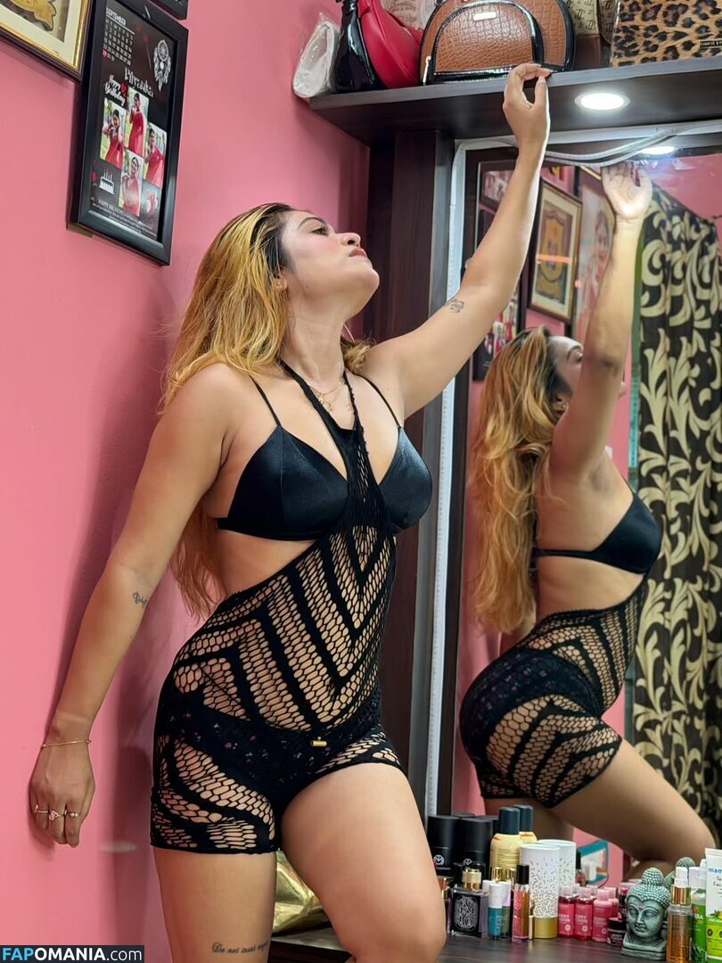 Sabetri Dehury / sabetridehury Nahý OnlyFans  Uniklá fotka #8