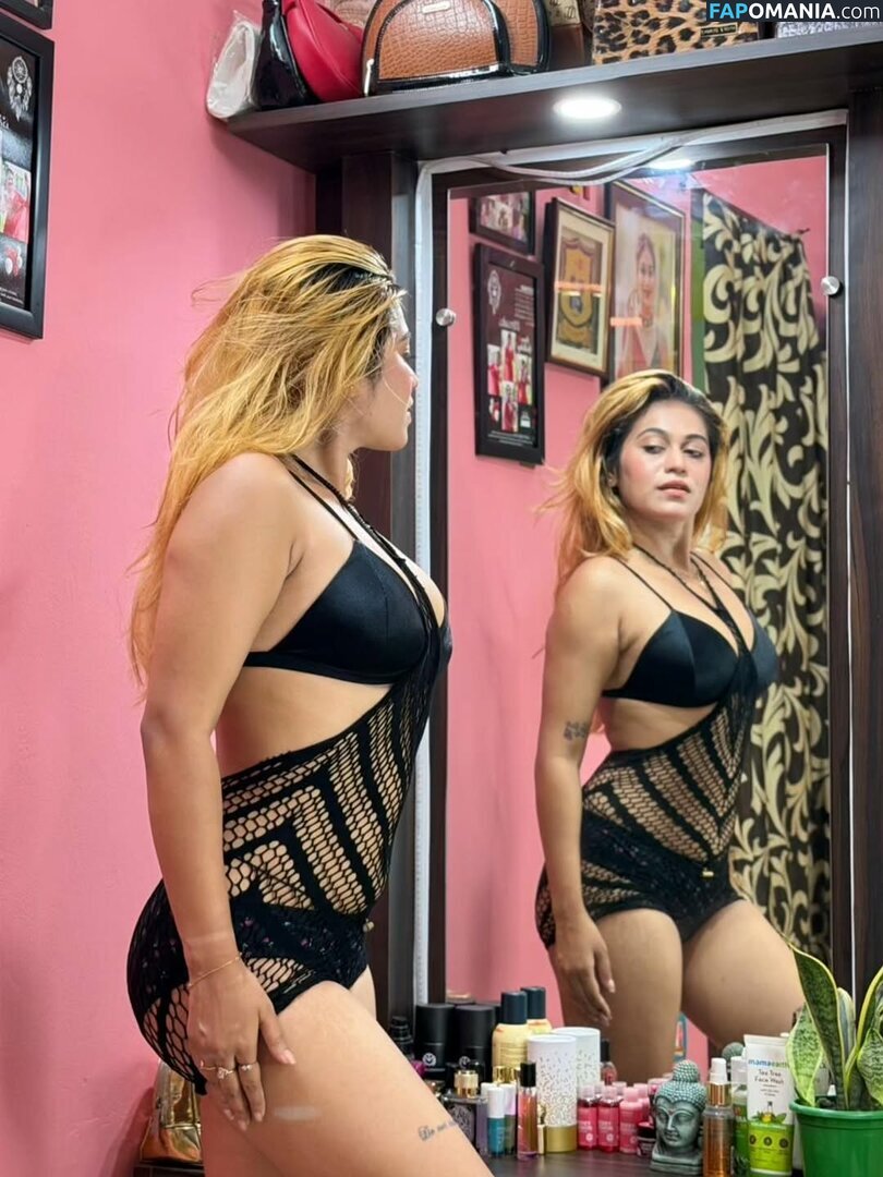 Sabetri Dehury / sabetridehury Nahý OnlyFans  Uniklá fotka #11
