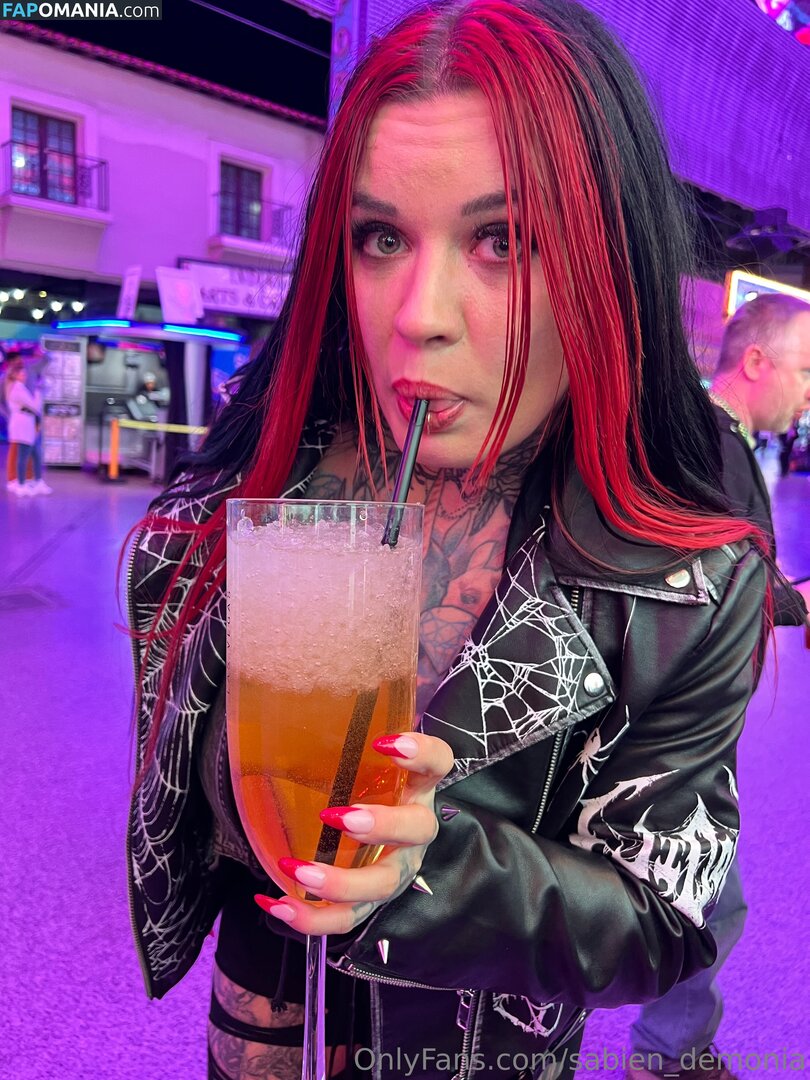 Sabien Demonia / sabien_demonia / sabiendemoniaofficial Nahý OnlyFans  Uniklá fotka #72