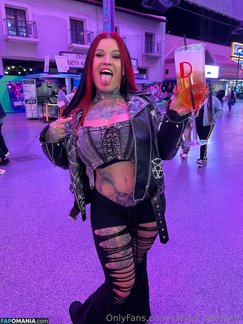 Sabien Demonia / sabien_demonia / sabiendemoniaofficial Nahý OnlyFans  Uniklá fotka #74