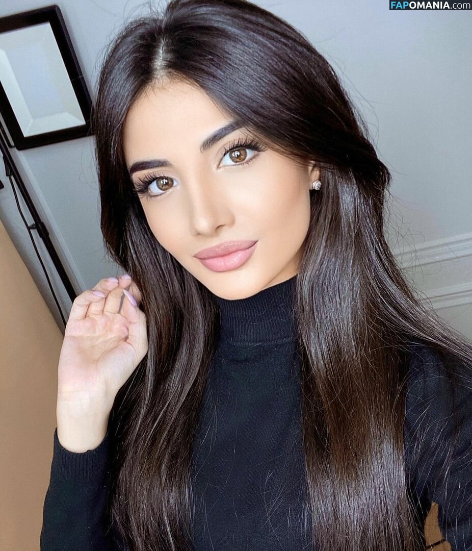 Sabina Agaeva Ahmed / sssabisha Nahý OnlyFans  Uniklá fotka #23