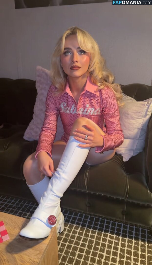 Sabrina Carpenter / https: / sabrinacarpenter Nahý OnlyFans  Uniklá fotka #2496