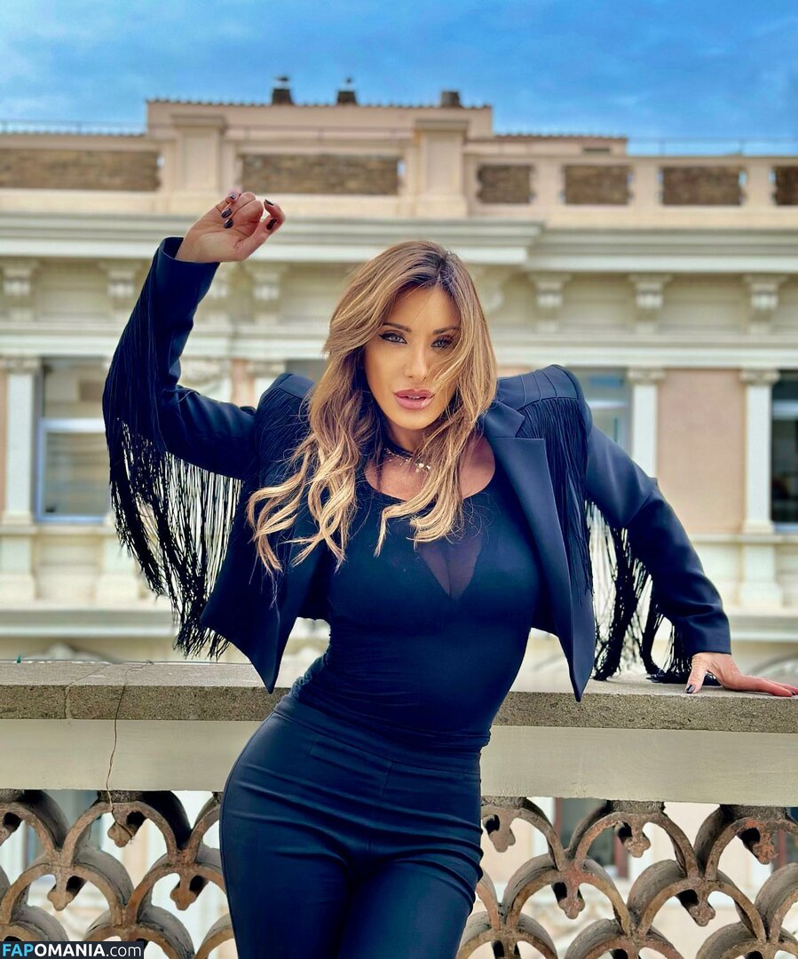 Sabrina Salerno / sabrinasalernofficial Nahý OnlyFans  Uniklá fotka #1713