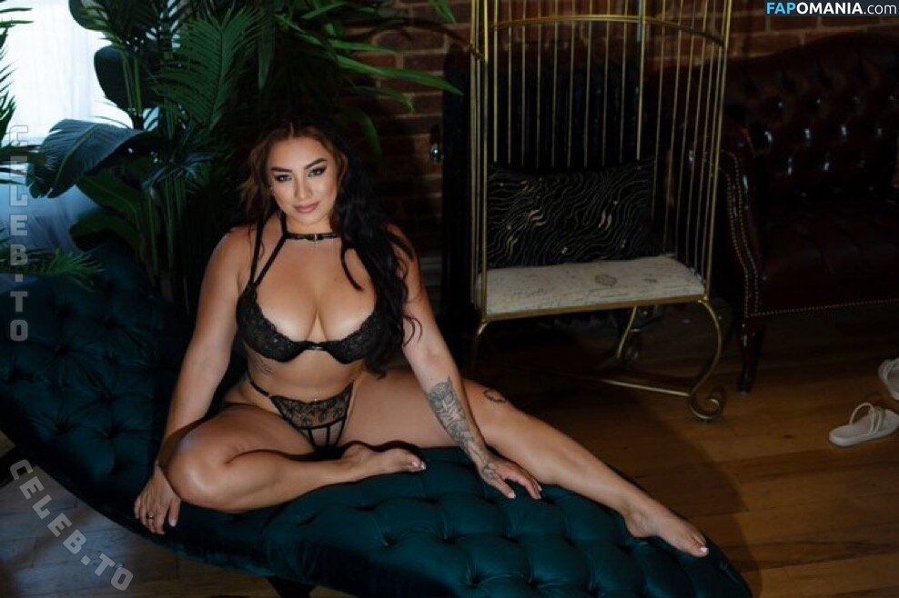 baddy.bina / baddybina / sabrinalane Nahý OnlyFans  Uniklá fotka #4