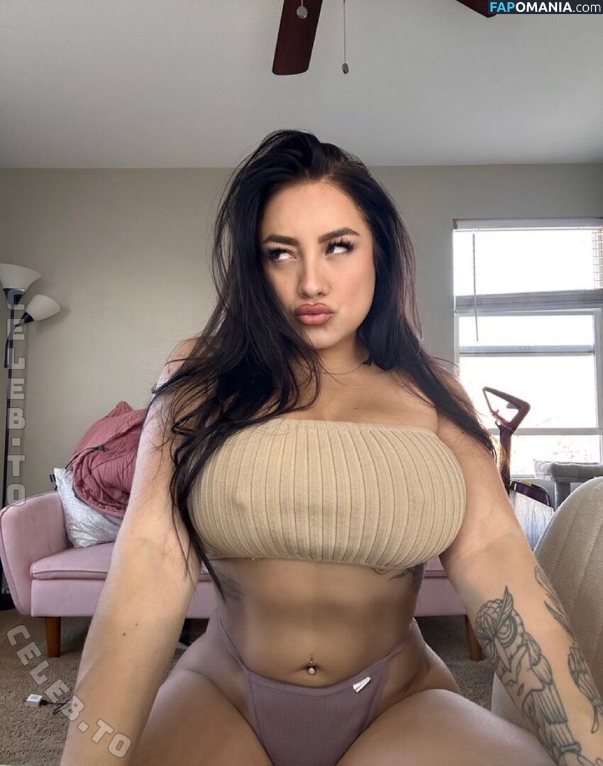 baddy.bina / baddybina / sabrinalane Nahý OnlyFans  Uniklá fotka #5