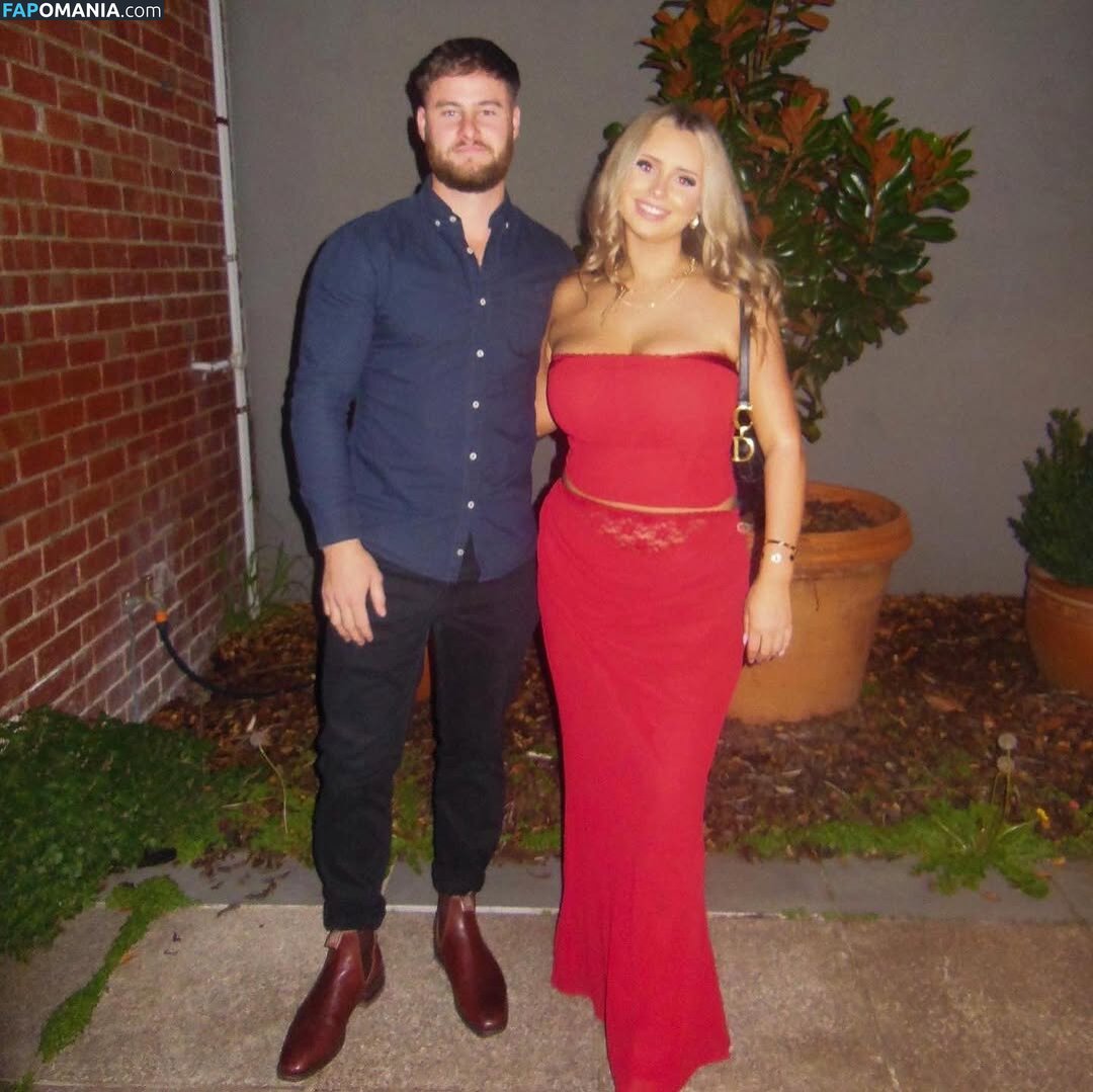 Sacha Ross / sachaross / sasharosexxx Nahý OnlyFans  Uniklá fotka #15