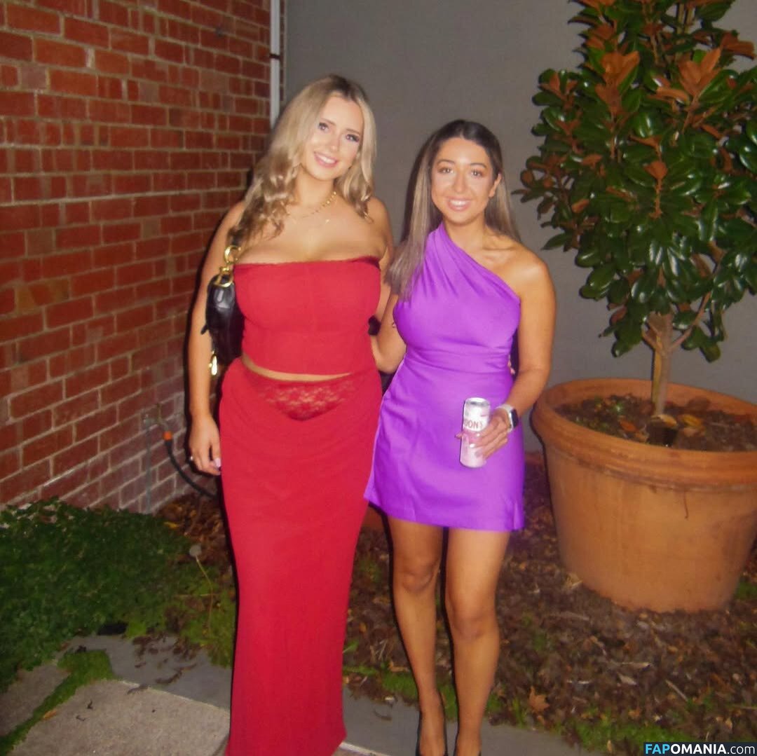 Sacha Ross / sachaross / sasharosexxx Nahý OnlyFans  Uniklá fotka #17