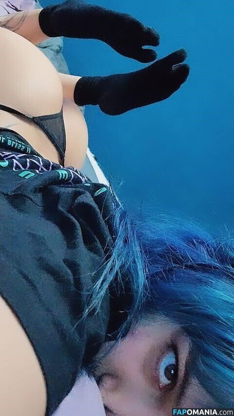 Sadlyxdust / psycho.suffering Nahý OnlyFans  Uniklá fotka #9