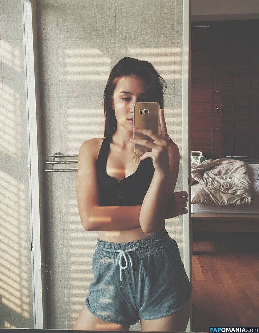 Saffron Sharpe / saffronsharpe Nahý OnlyFans  Uniklá fotka #5