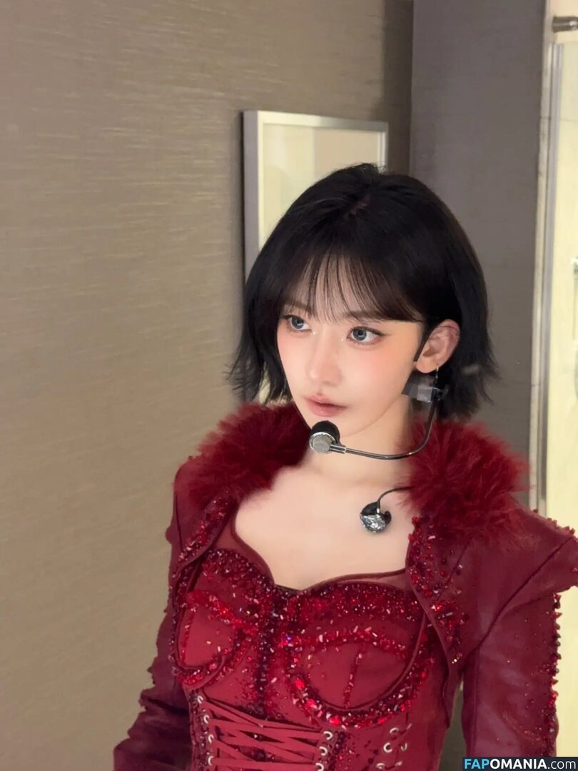 39saku_chan / LESSERAFIM / Sakura Miyawaki 宮脇 咲良 Nahý OnlyFans  Uniklá fotka #9