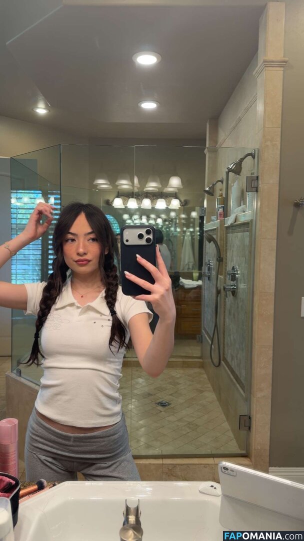 Sakura Shymko / SakuraShymko Nahý OnlyFans  Uniklá fotka #17