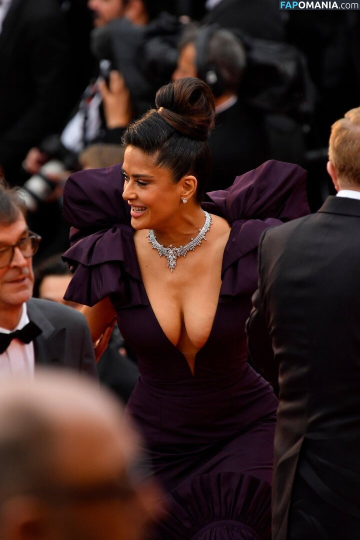 Salma Hayek / salmahayek Nahý OnlyFans  Uniklá fotka #1487
