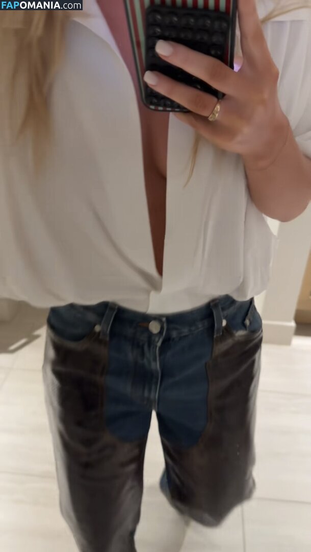 Samantha Riehl / https: / samanthariehl Nahý OnlyFans  Uniklá fotka #2