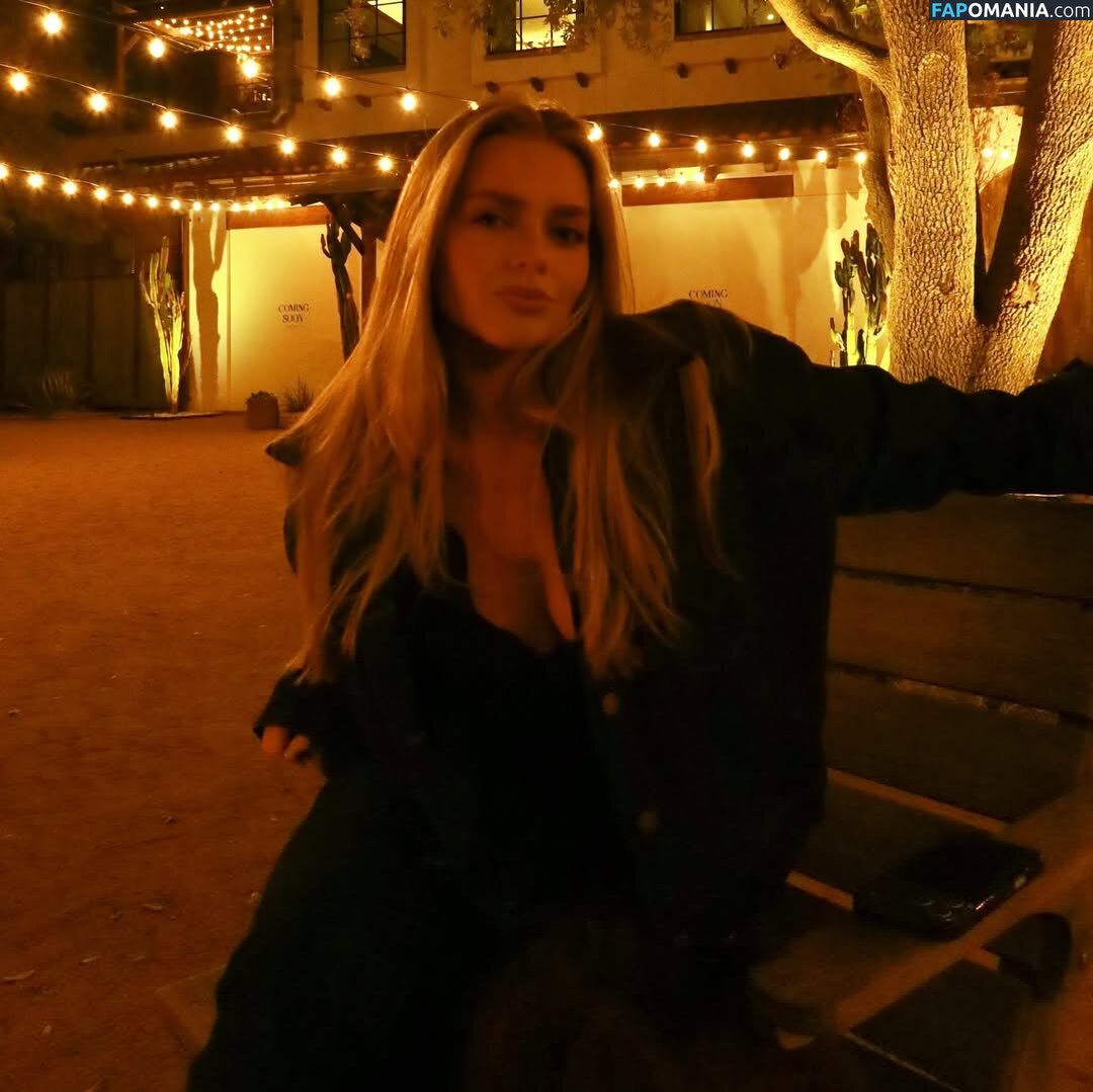 Samantha Riehl / https: / samanthariehl Nahý OnlyFans  Uniklá fotka #11