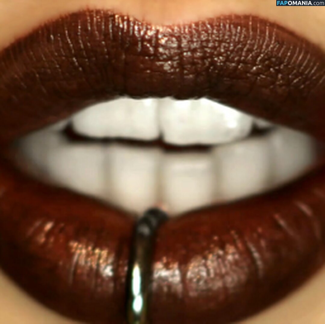 Samantha Saint / misssaintxxx / officialsamanthasaint Nahý OnlyFans  Uniklá fotka #129