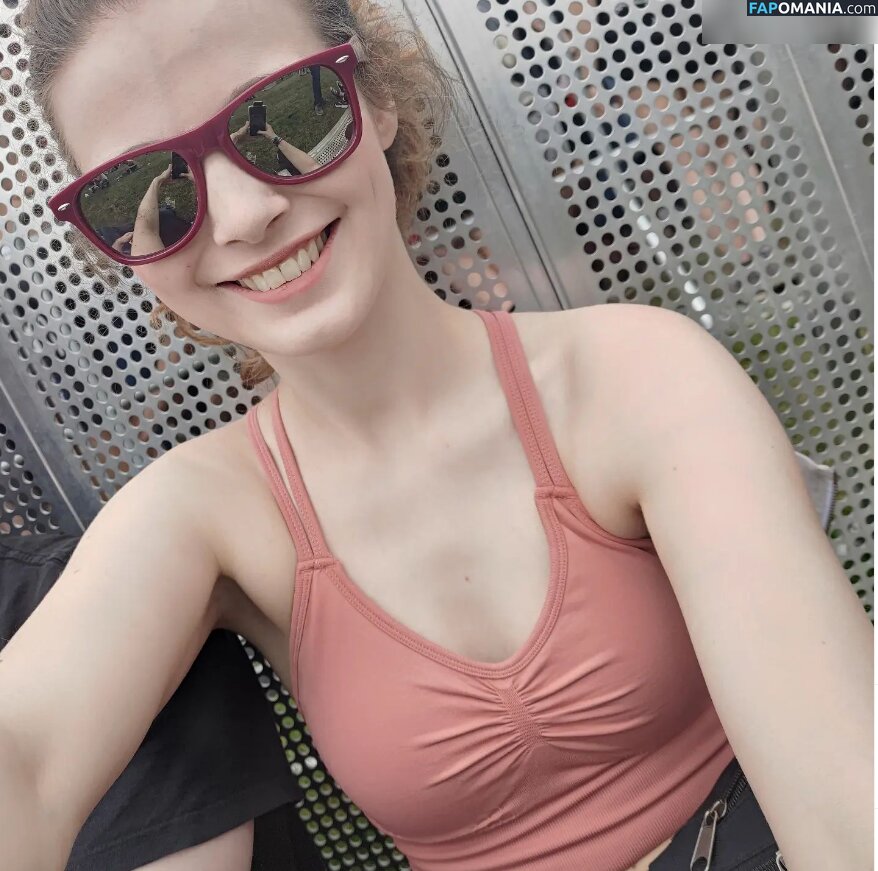 Sana Nahý OnlyFans  Uniklá fotka #4