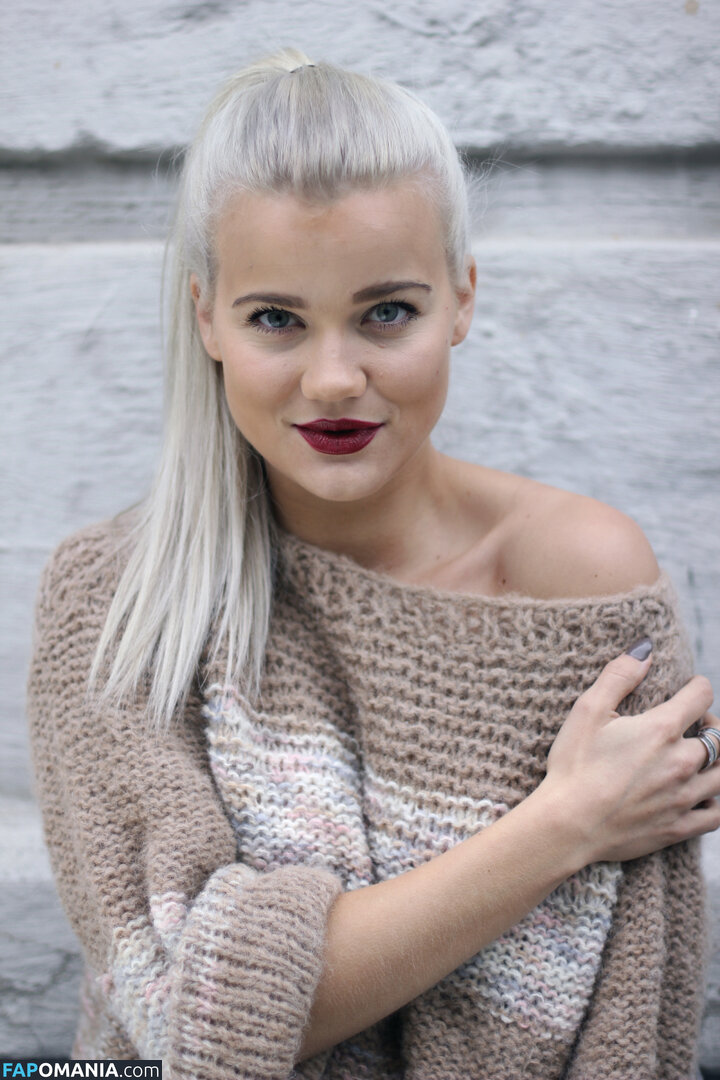 Sandra Lyng Nahý OnlyFans  Uniklá fotka #7